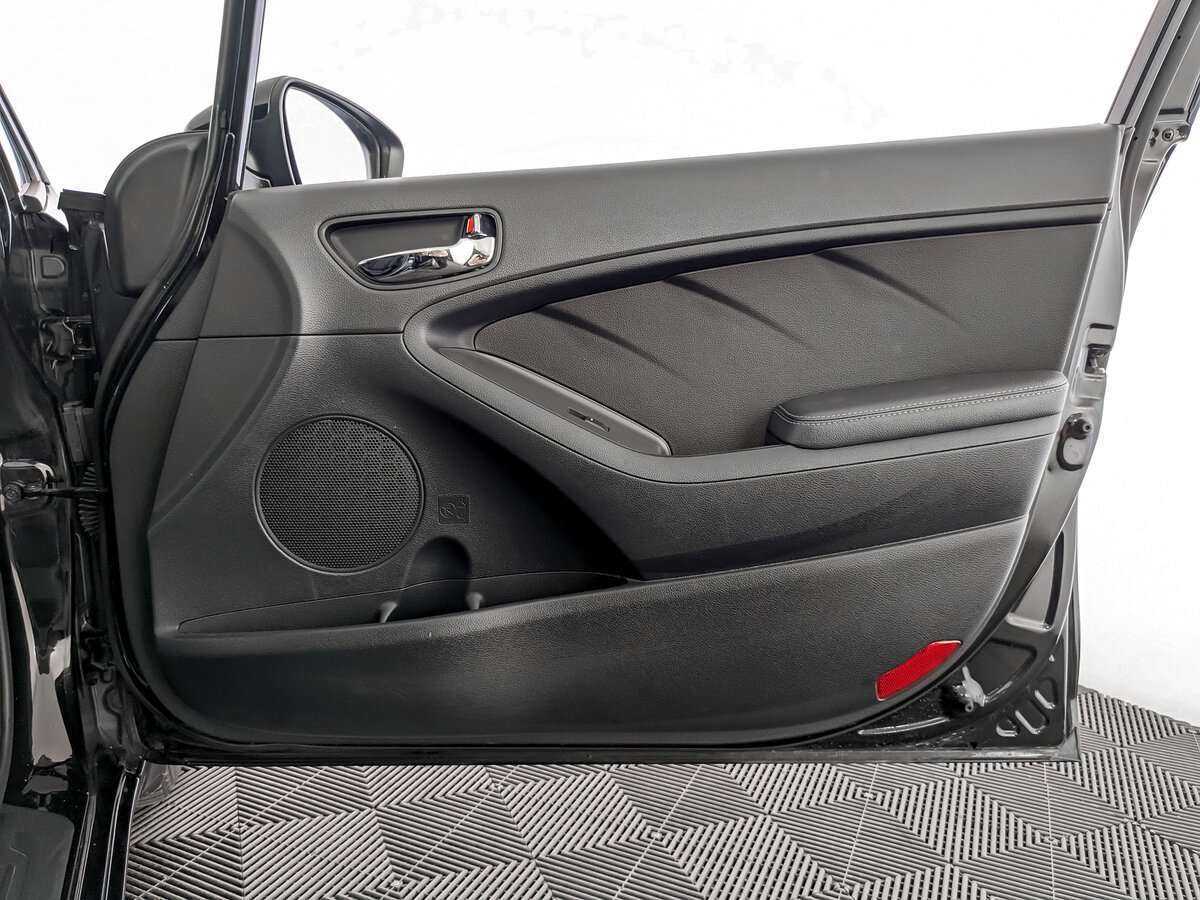 Kia Cerato 2019 года с пробегом. Фото: #19