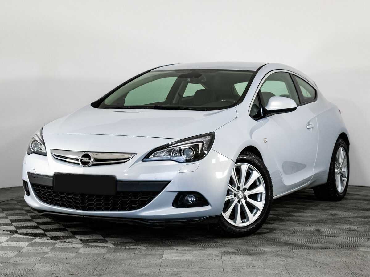 Opel Astra 2012 года с пробегом. Посмотреть фото