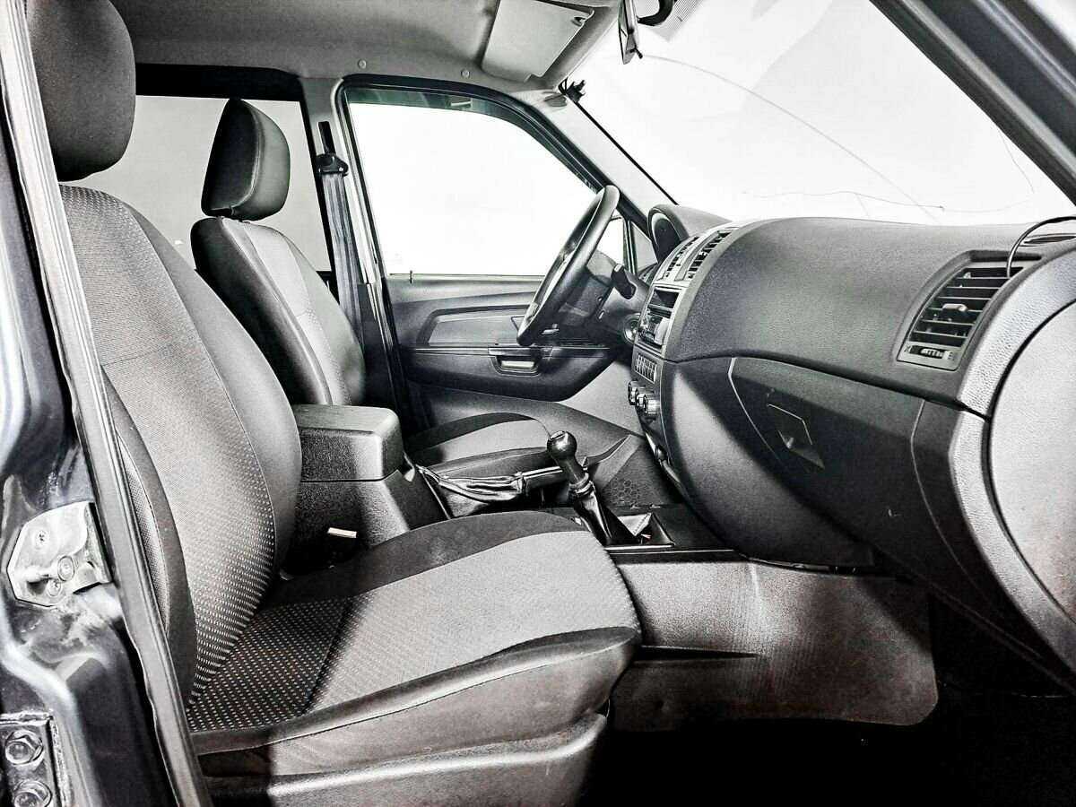 УАЗ Patriot 2016 года с пробегом. Фото: #8