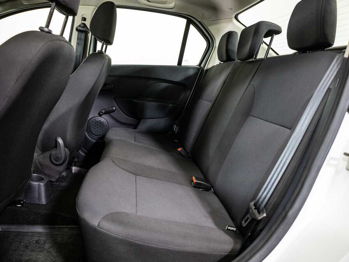 Renault Logan 2019 года с пробегом. Фото: #7