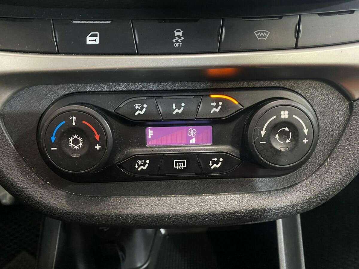 Lada (ВАЗ) Vesta 2020 года с пробегом. Фото: #13