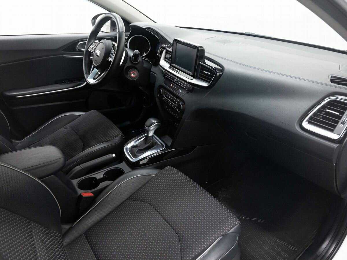 Kia Ceed 2018 года с пробегом. Фото: #11