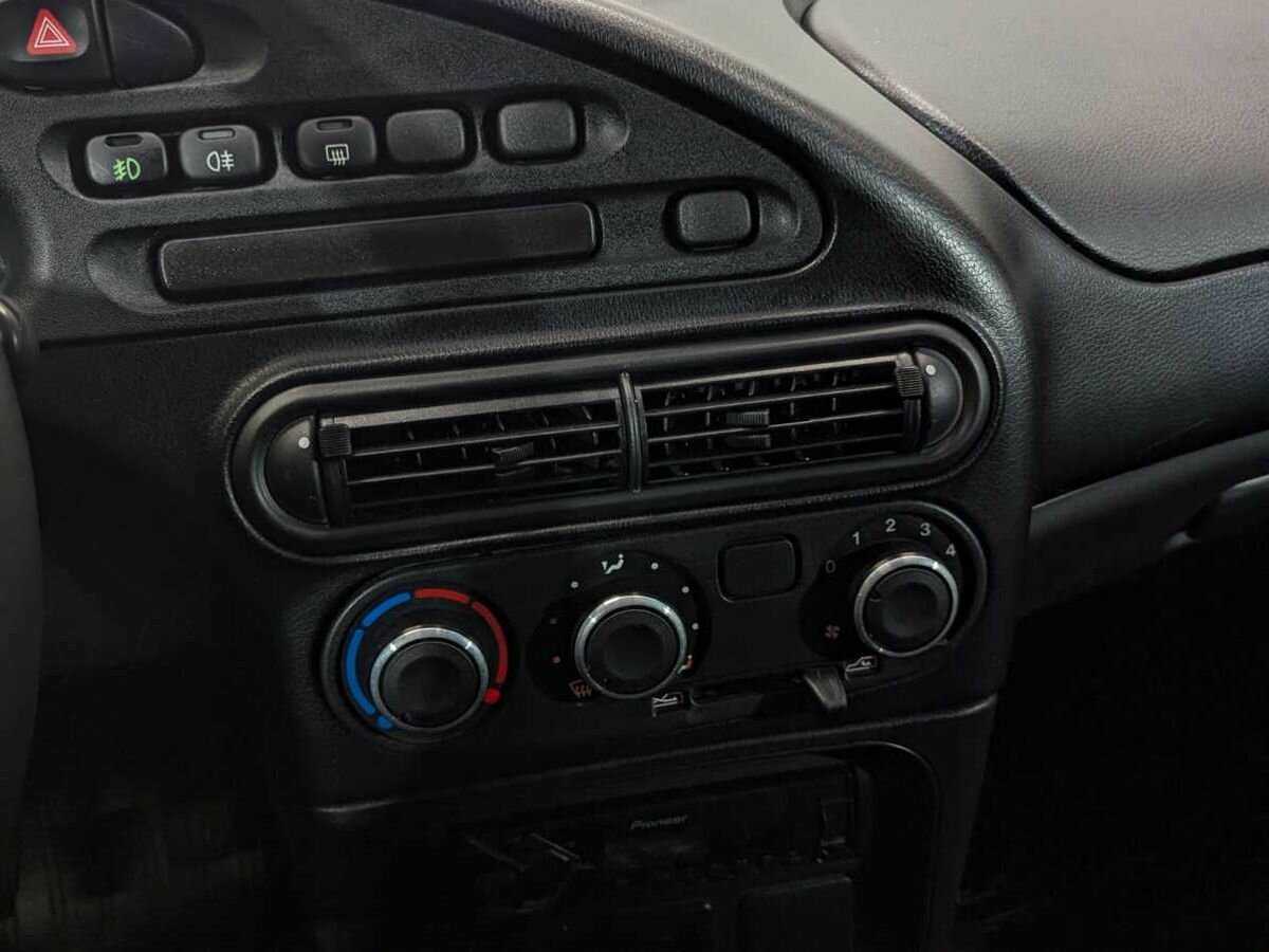 Chevrolet Niva 2018 года с пробегом. Фото: #13