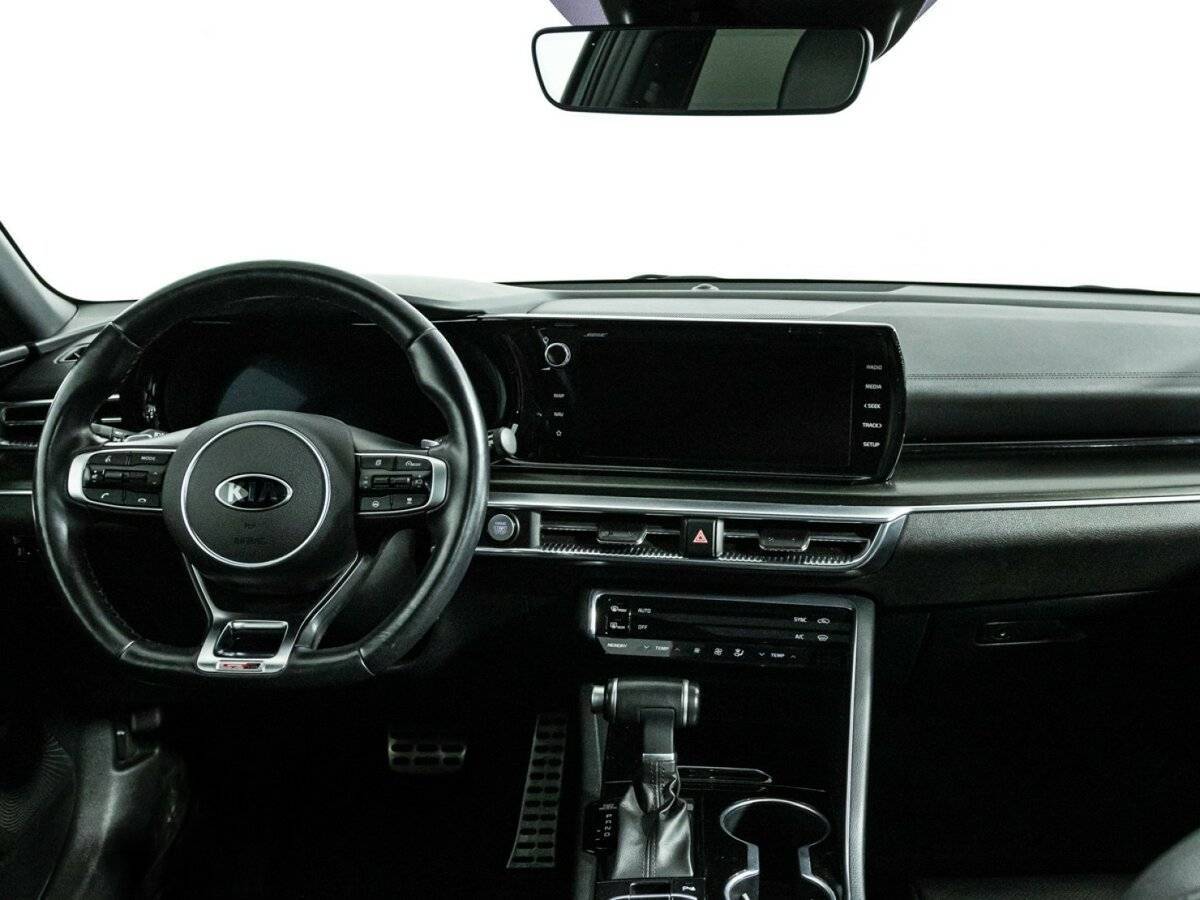 Kia K5 2021 года с пробегом. Фото: #12