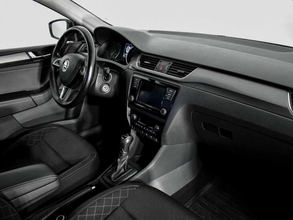 Skoda Rapid 2017 года с пробегом. Фото: #10