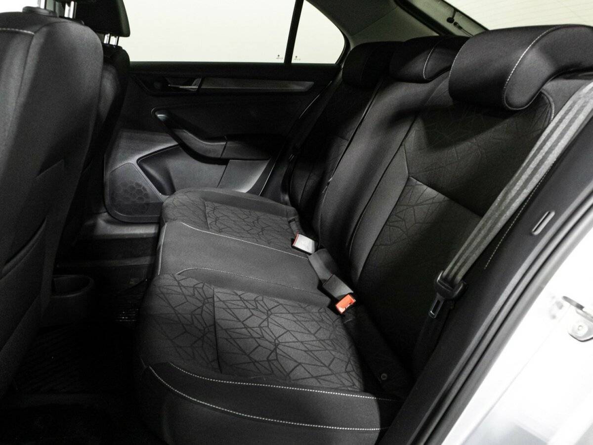 Skoda Rapid 2018 года с пробегом. Фото: #9