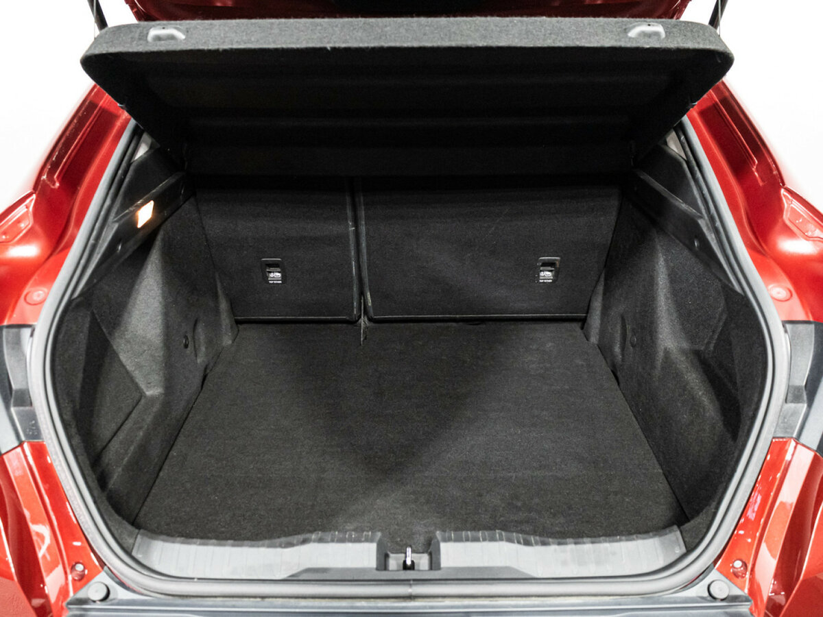 Renault Arkana 2021 года с пробегом. Фото: #12