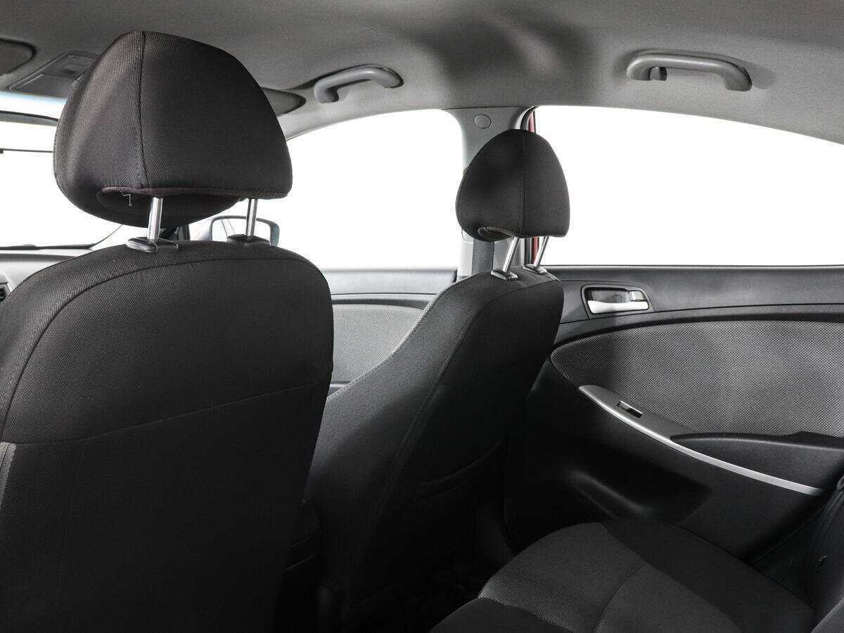 Hyundai Solaris 2012 года с пробегом. Фото: #7