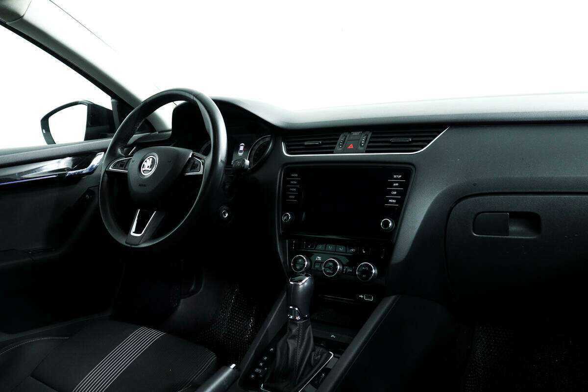 Skoda Octavia 2018 года с пробегом. Фото: #8