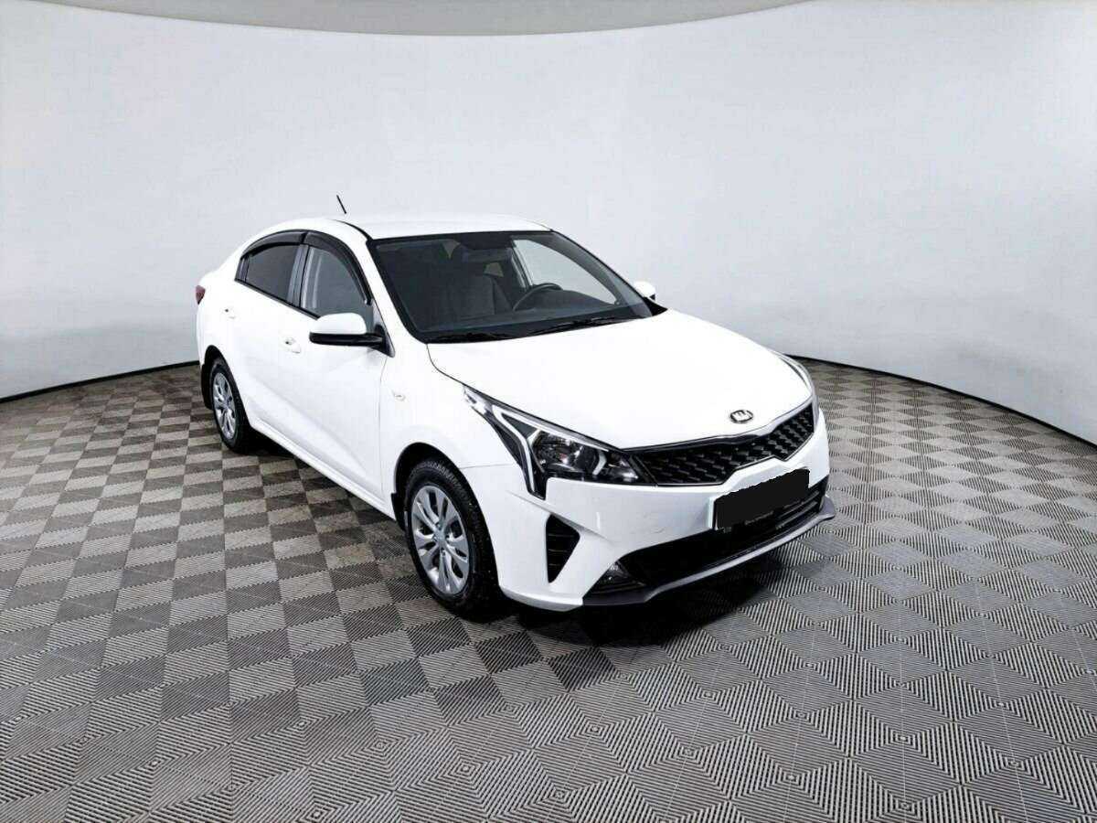 Kia Rio 2021 года с пробегом. Фото: #2