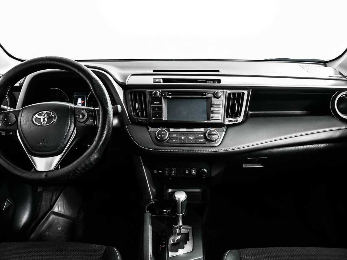 Toyota RAV4 2016 года с пробегом. Фото: #10