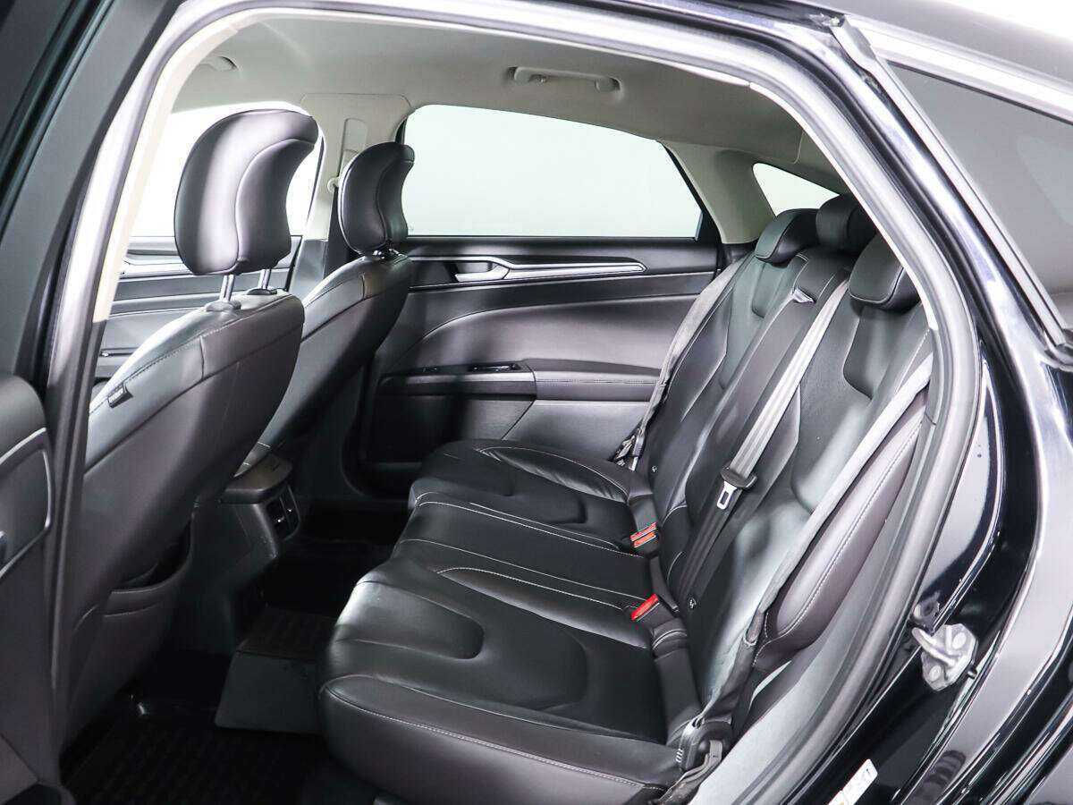 Ford Mondeo 2015 года с пробегом. Фото: #9