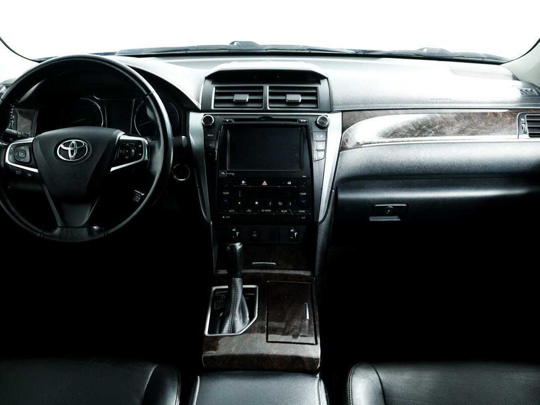 Toyota Camry 2015 года с пробегом. Фото: #10