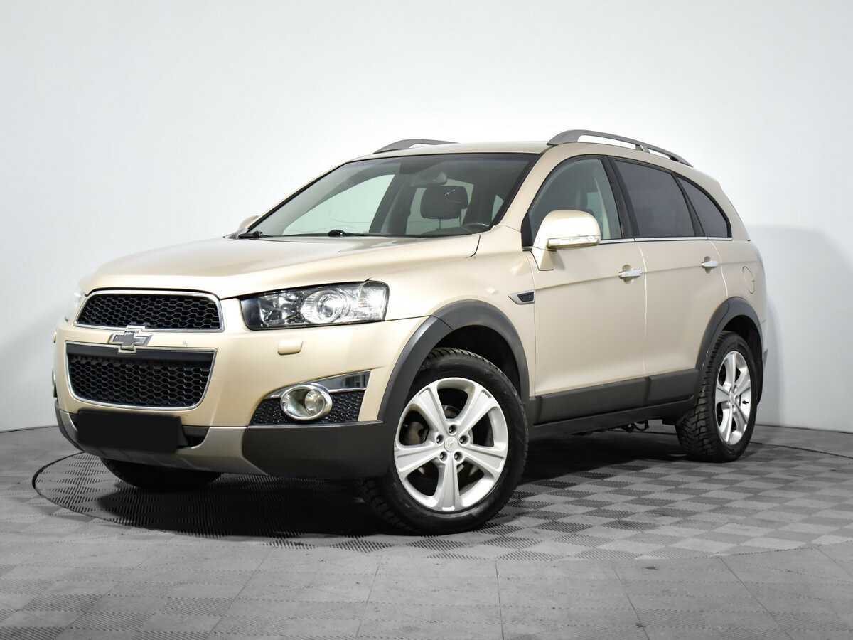 Chevrolet Captiva 2012 года с пробегом. Посмотреть фото