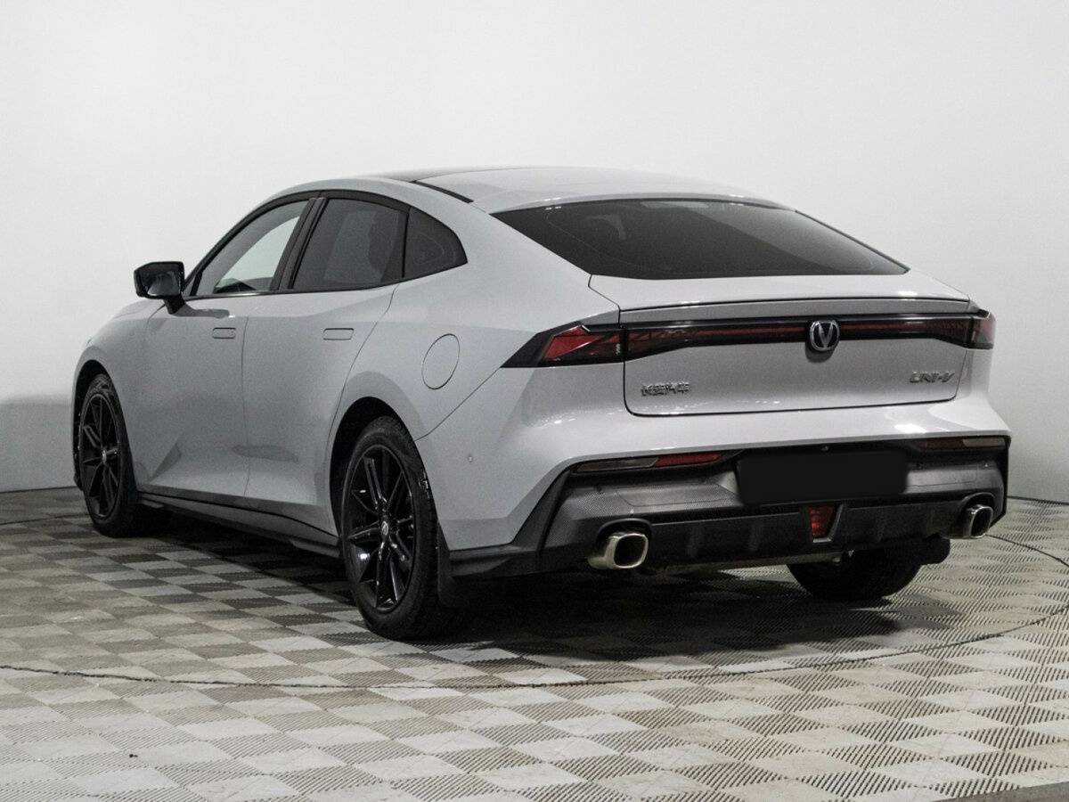 Changan UNI-V 2023 года с пробегом. Фото: #6