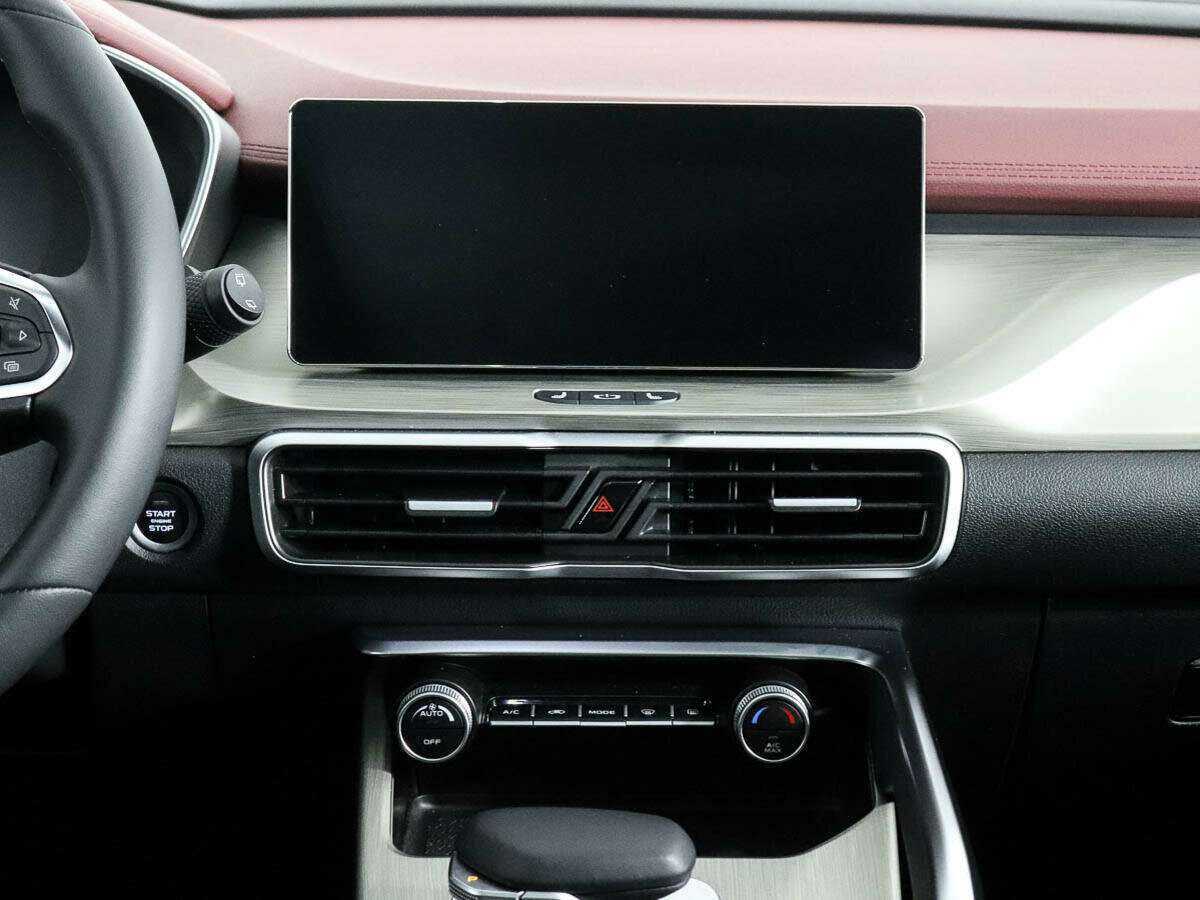 Geely Coolray 2023 года с пробегом. Фото: #11