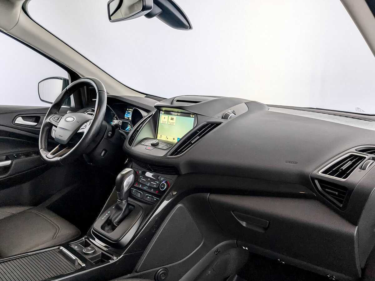 Ford Kuga 2017 года с пробегом. Фото: #8