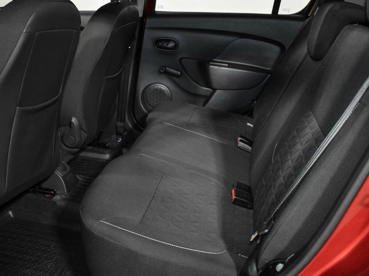 Renault Sandero 2014 года с пробегом. Фото: #10