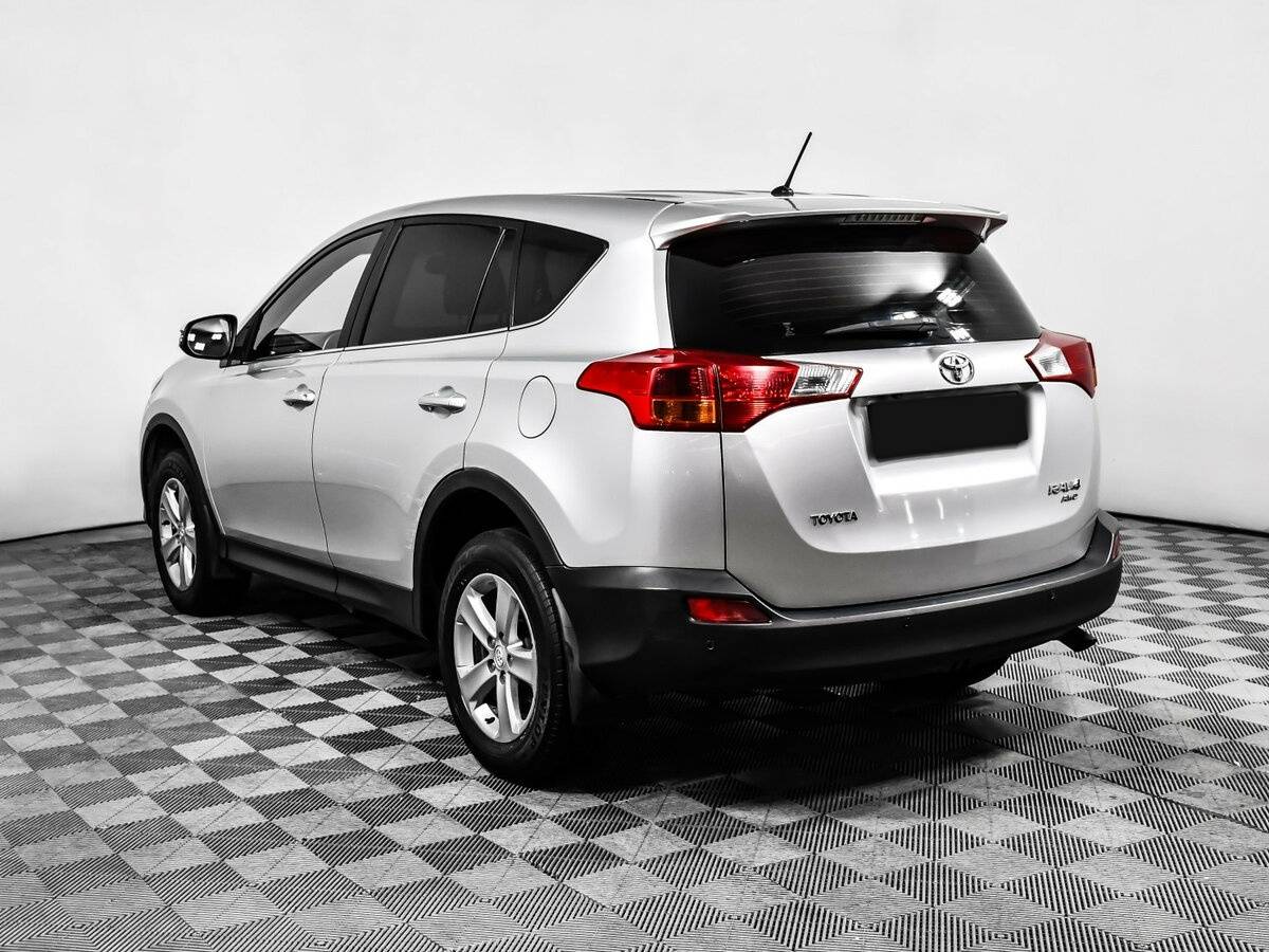 Toyota RAV4 2013 года с пробегом. Фото: #6
