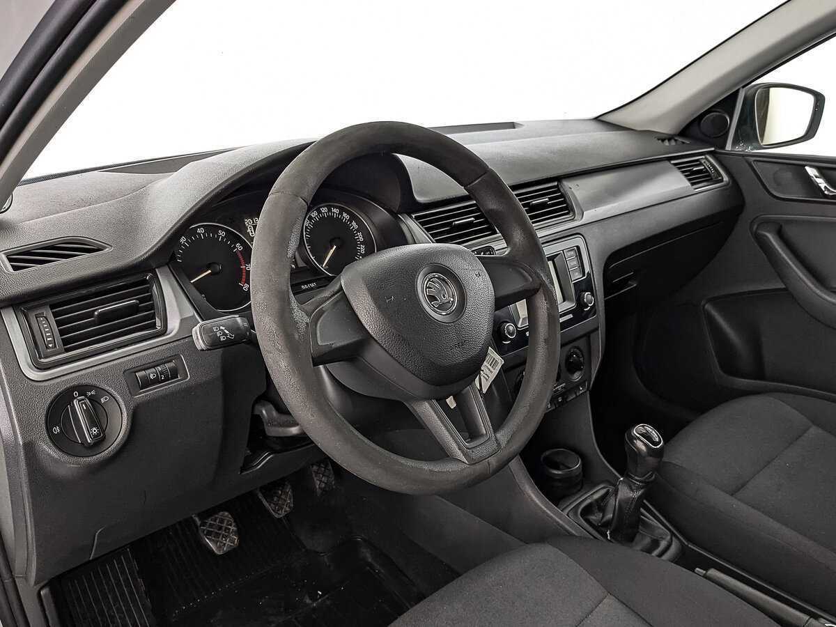 Skoda Rapid 2017 года с пробегом. Фото: #14