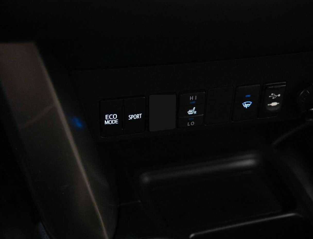 Toyota RAV4 2014 года с пробегом. Фото: #18