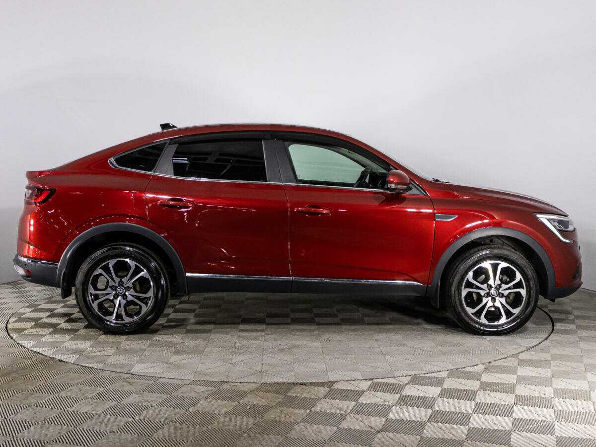 Renault Arkana 2021 года с пробегом. Фото: #3