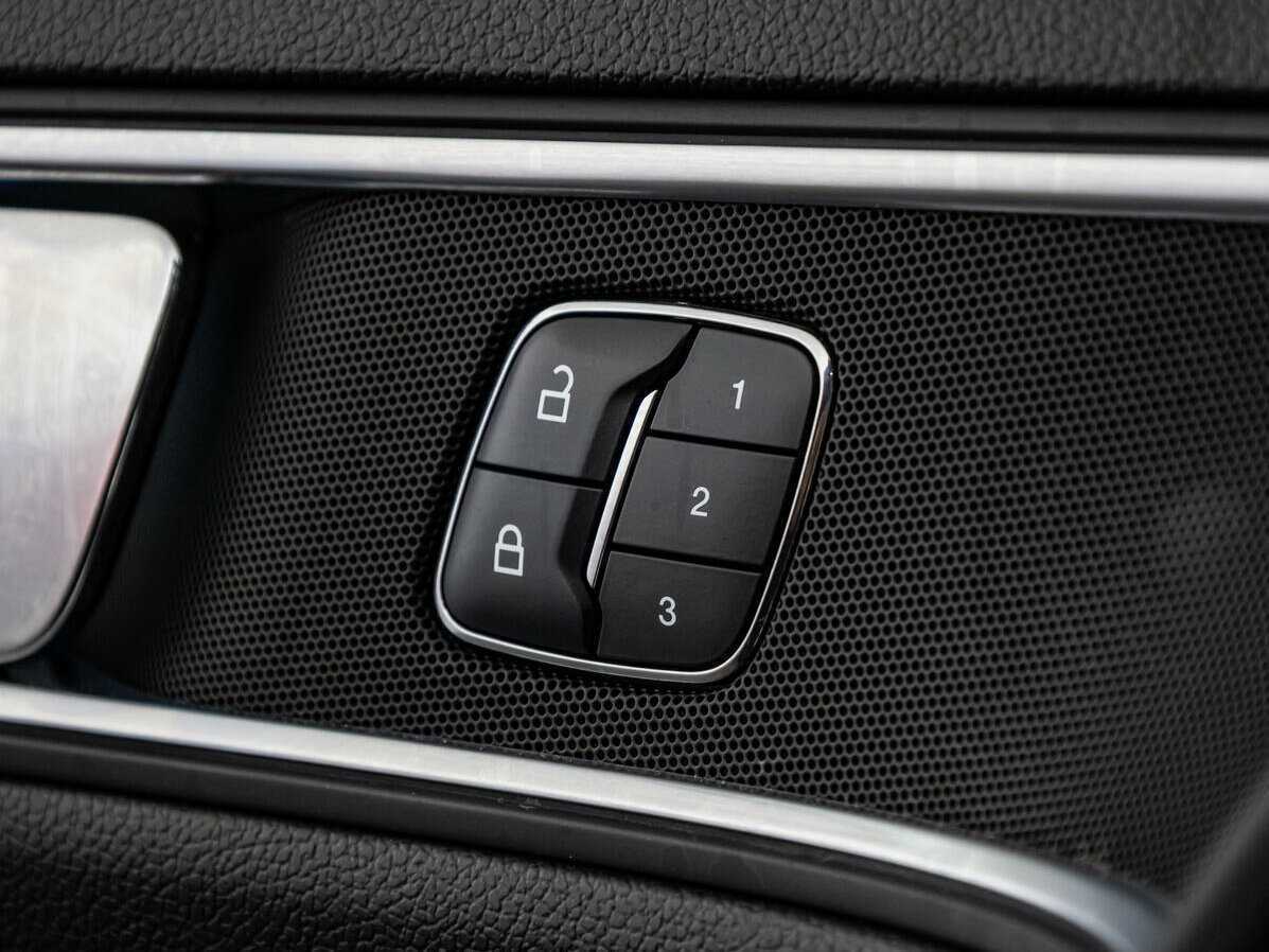 Ford Explorer 2017 года с пробегом. Фото: #15