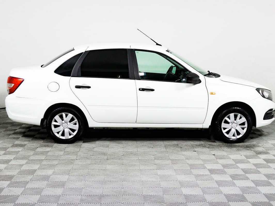 Lada (ВАЗ) Granta 2019 года с пробегом. Фото: #3