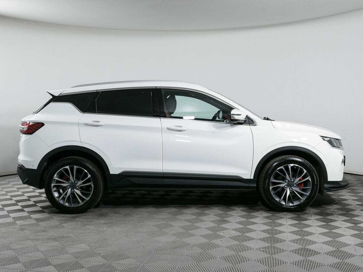 Geely Coolray 2023 года с пробегом. Фото: #3