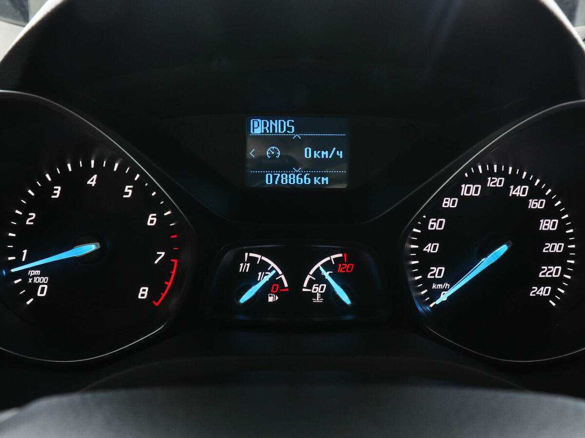 Ford Kuga 2015 года с пробегом. Фото: #10