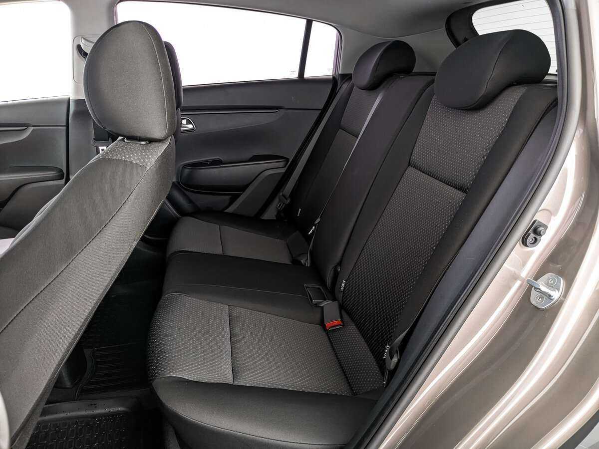 Kia Rio 2021 года с пробегом. Фото: #13