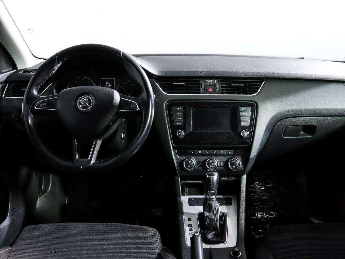 Skoda Octavia 2013 года с пробегом. Фото: #9