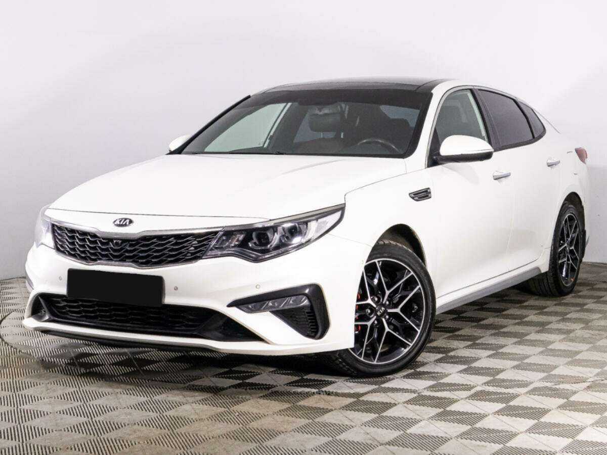 Kia Optima 2018 года с пробегом. Посмотреть фото