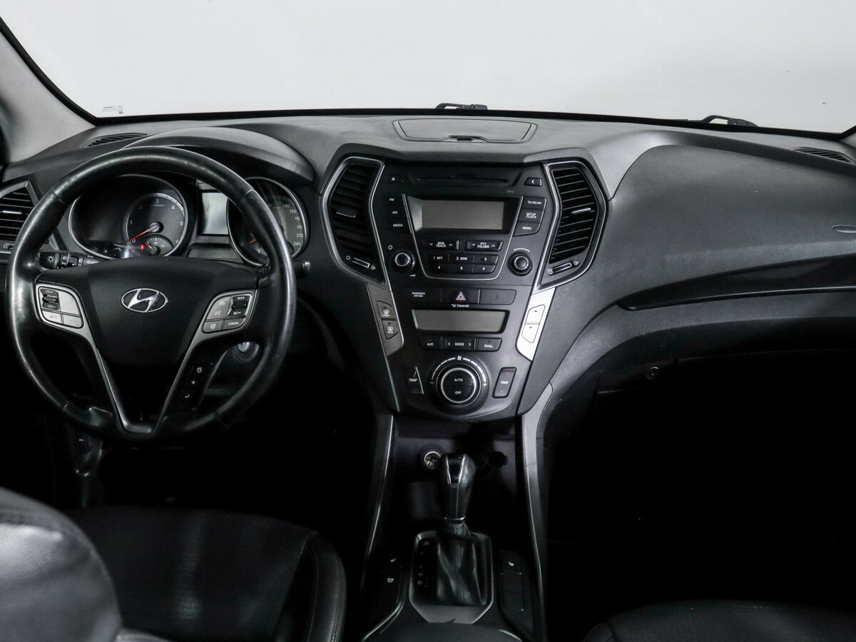 Hyundai Santa Fe 2014 года с пробегом. Фото: #12