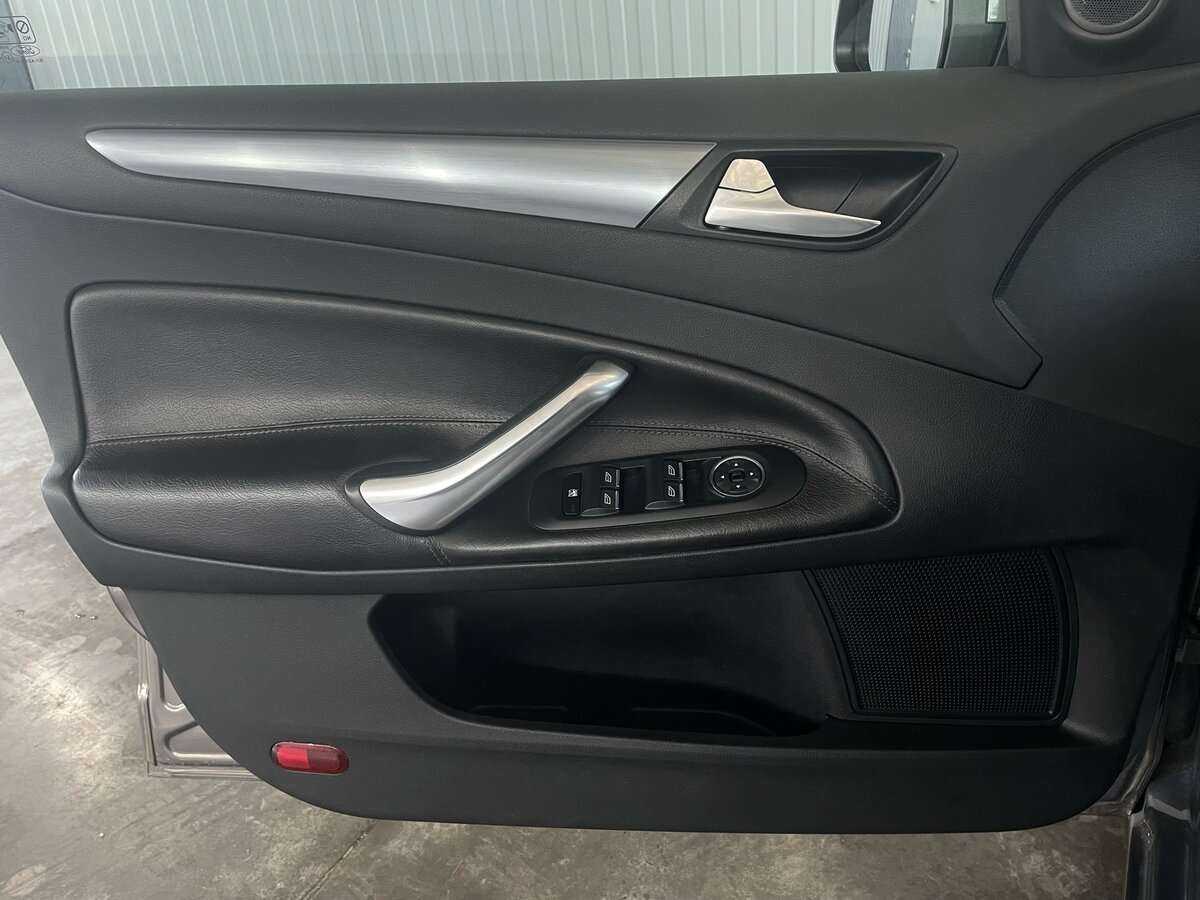 Ford Mondeo 2012 года с пробегом. Фото: #20