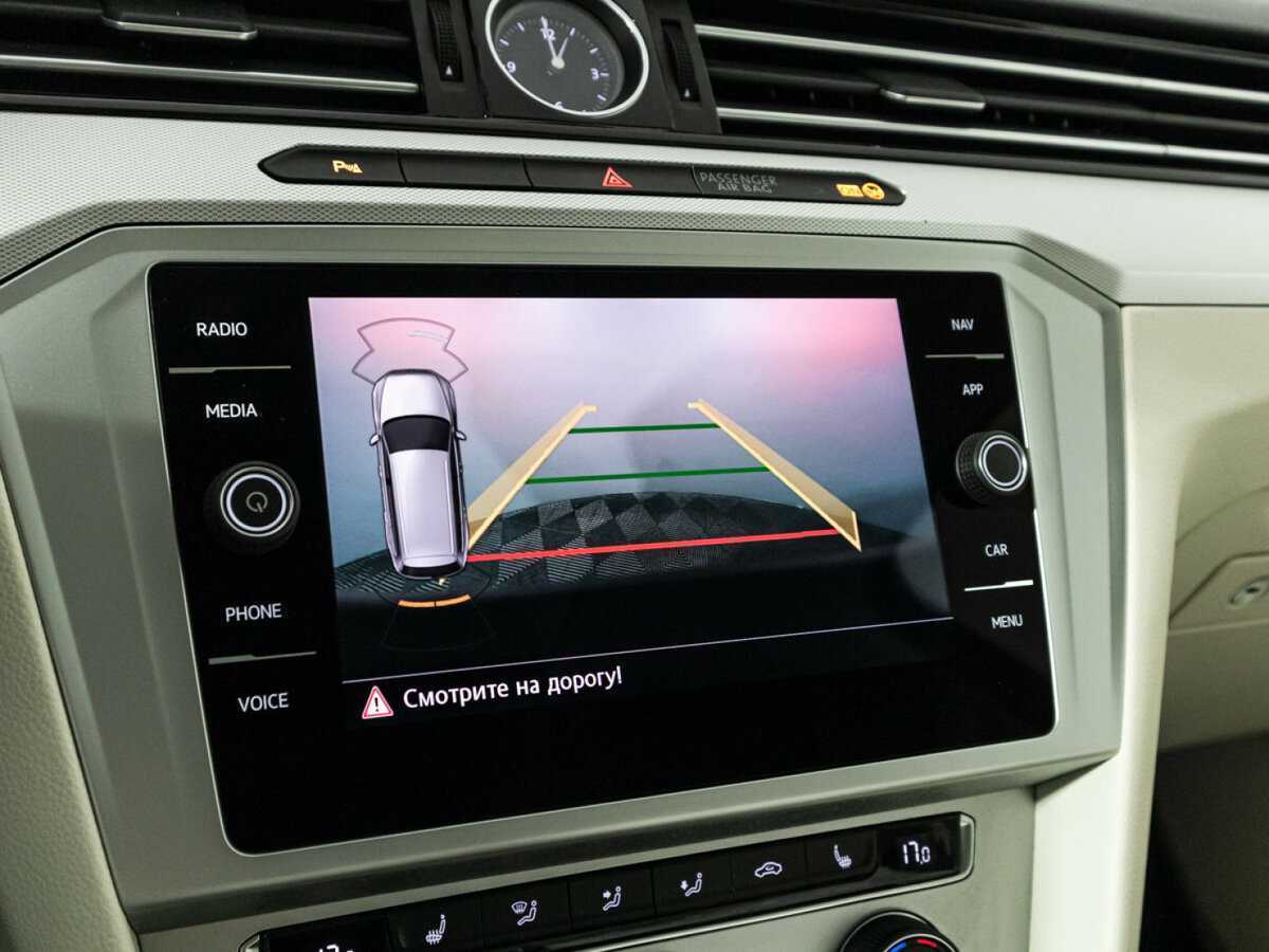 Volkswagen Passat 2018 года с пробегом. Фото: #17