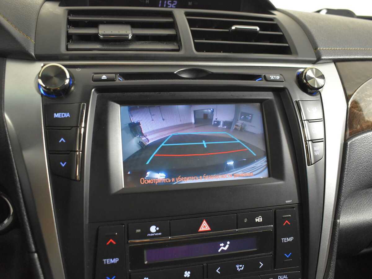 Toyota Camry 2017 года с пробегом. Фото: #19