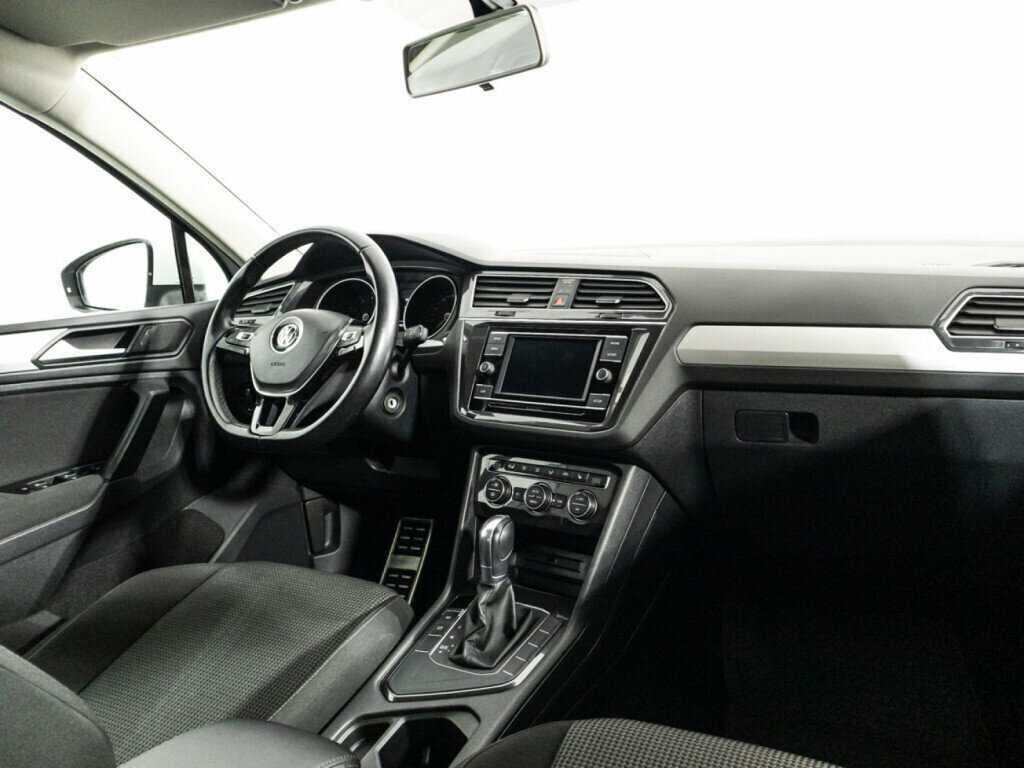Volkswagen Tiguan 2018 года с пробегом. Фото: #8