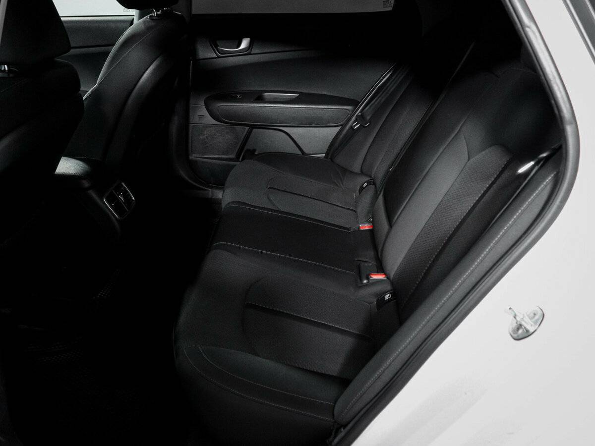 Kia Optima 2018 года с пробегом. Фото: #9