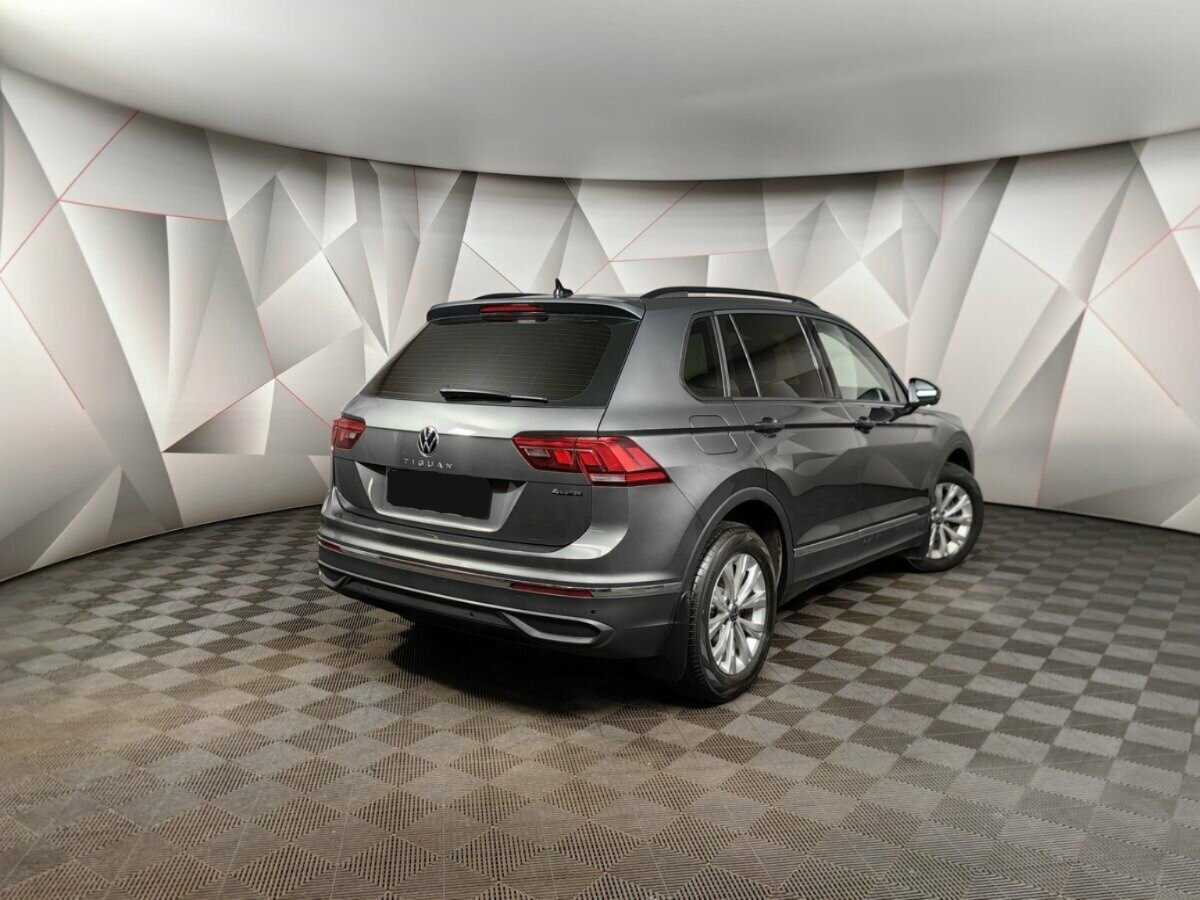 Volkswagen Tiguan 2021 года с пробегом. Фото: #1