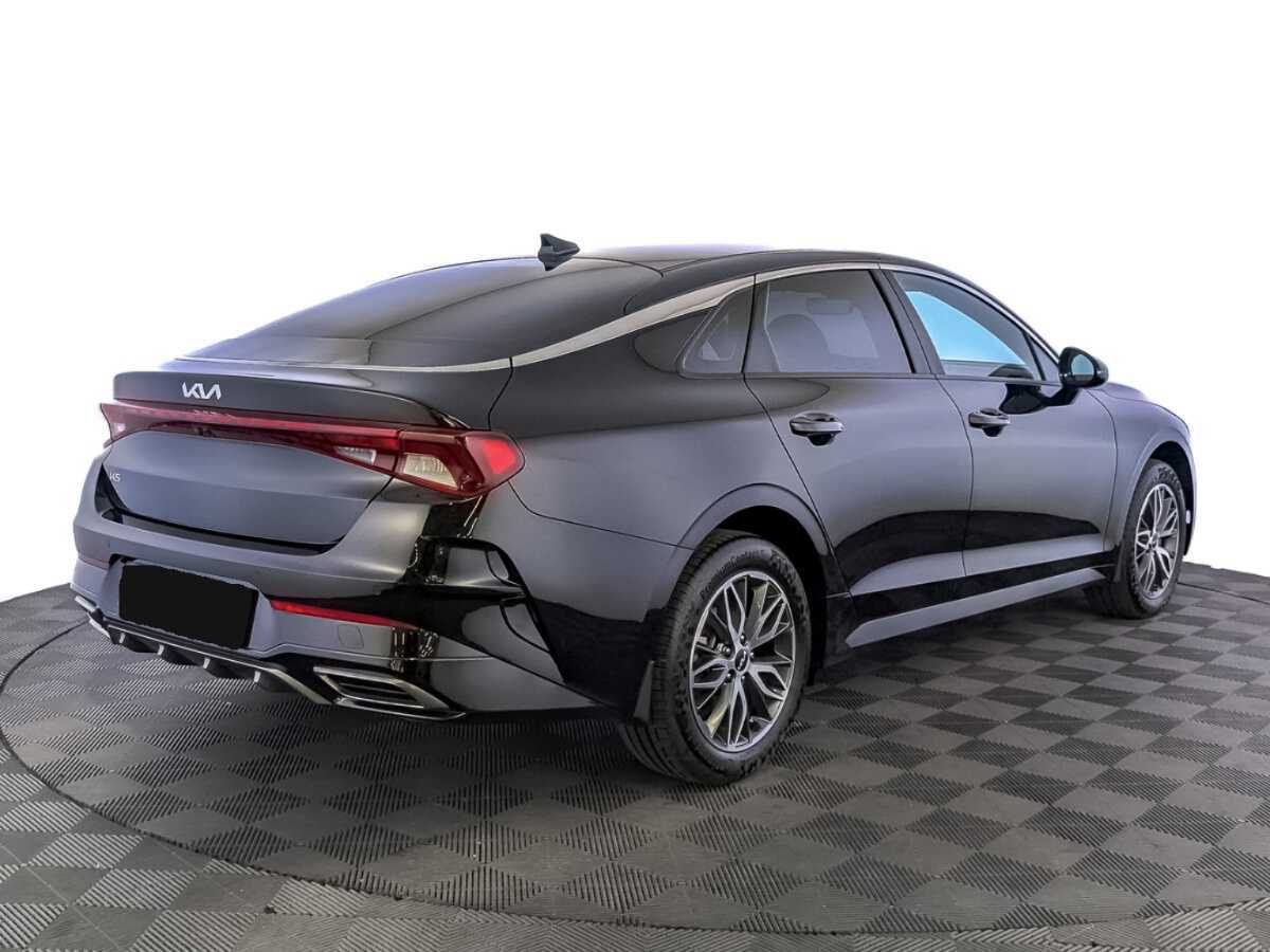 Kia K5 2023 года с пробегом. Фото: #4