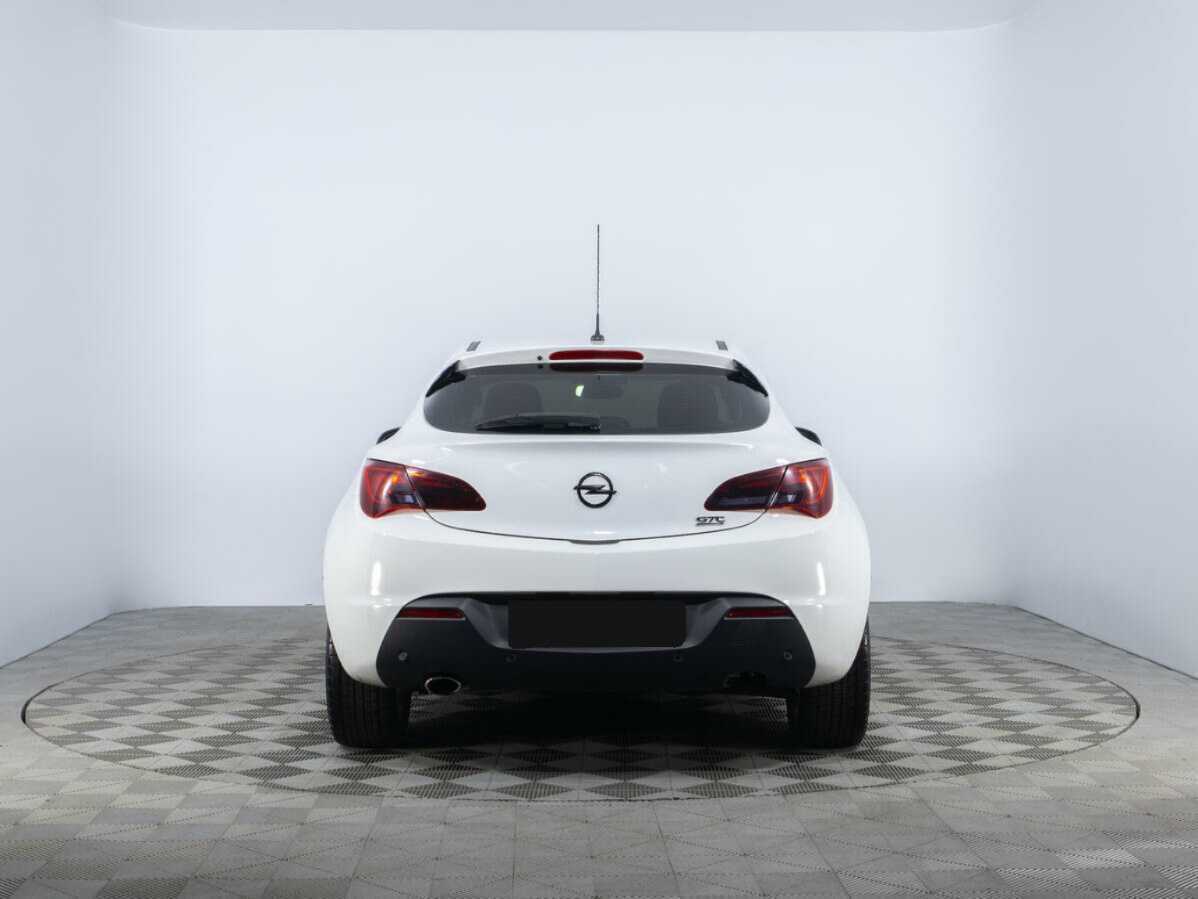 Opel Astra 2014 года с пробегом. Фото: #5