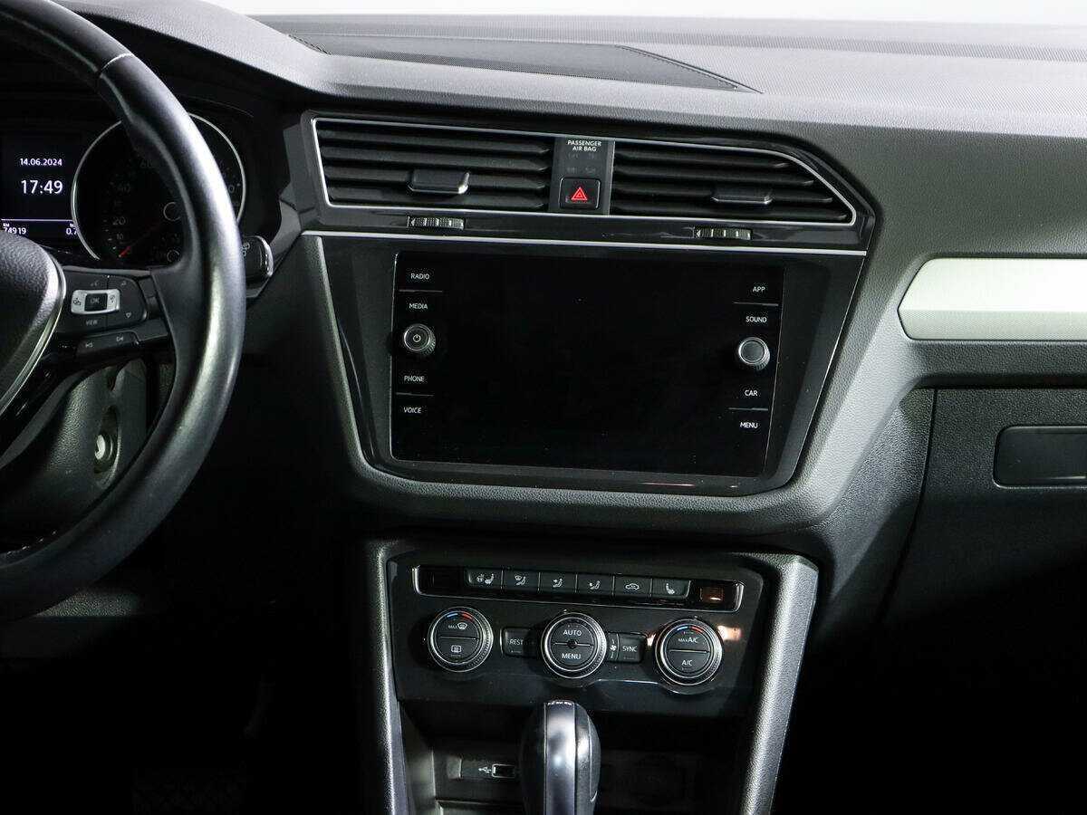 Volkswagen Tiguan 2019 года с пробегом. Фото: #10