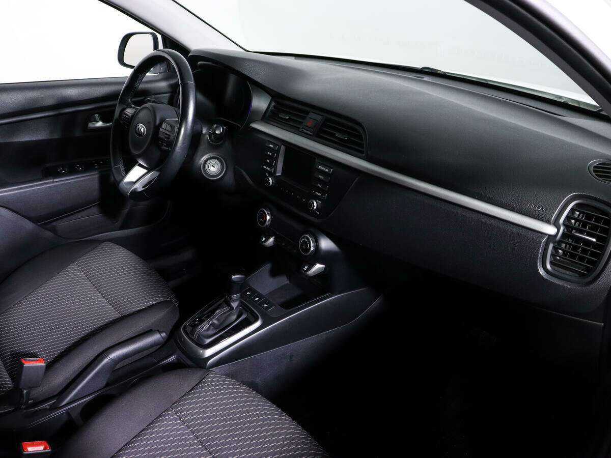 Kia Rio 2018 года с пробегом. Фото: #7