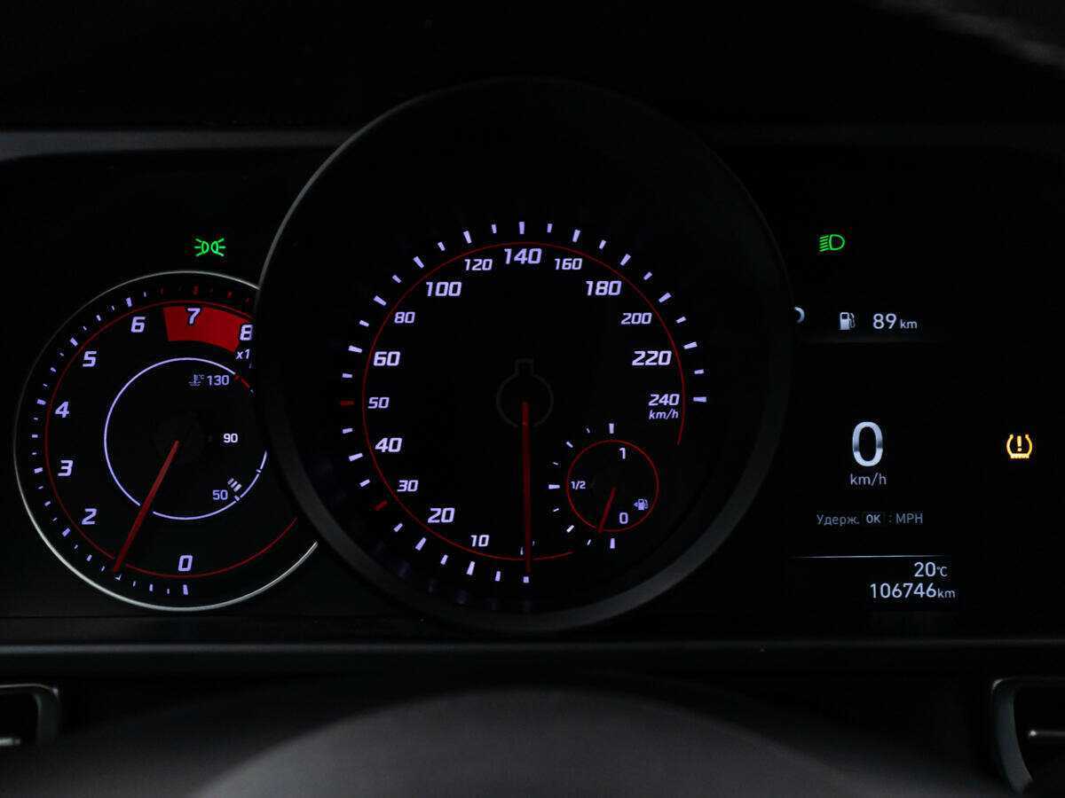 Hyundai Elantra 2021 года с пробегом. Фото: #11