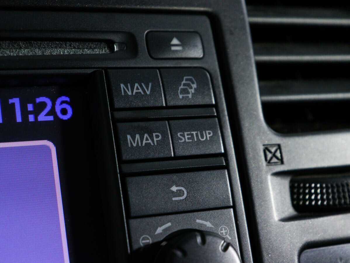 Nissan Tiida 2013 года с пробегом. Фото: #15