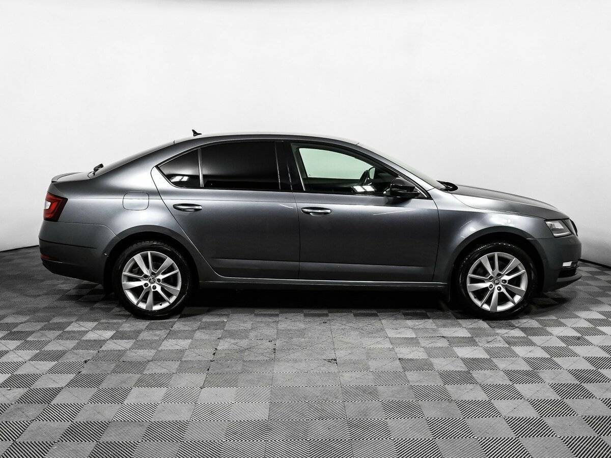 Skoda Octavia 2017 года с пробегом. Фото: #3