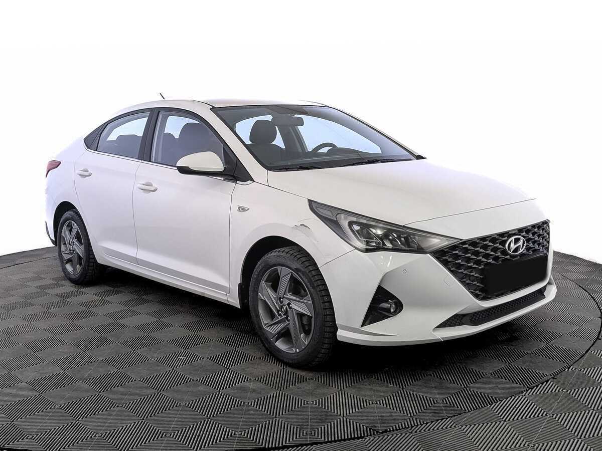 Hyundai Solaris 2021 года с пробегом. Фото: #2