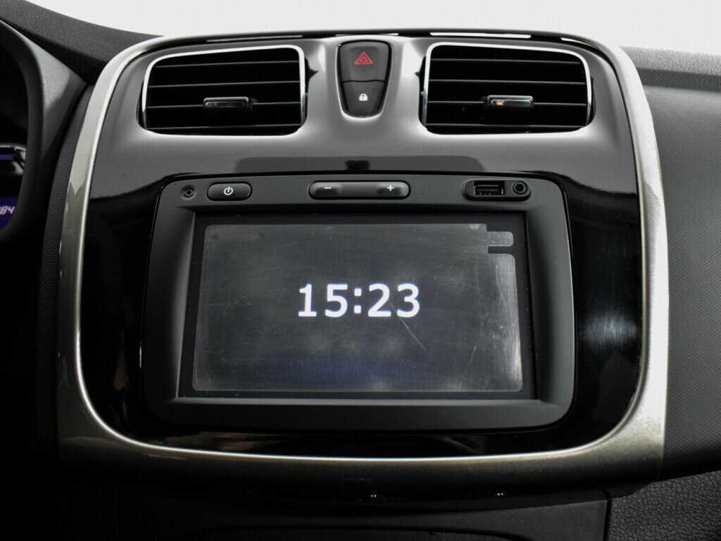 Renault Logan 2017 года с пробегом. Фото: #11