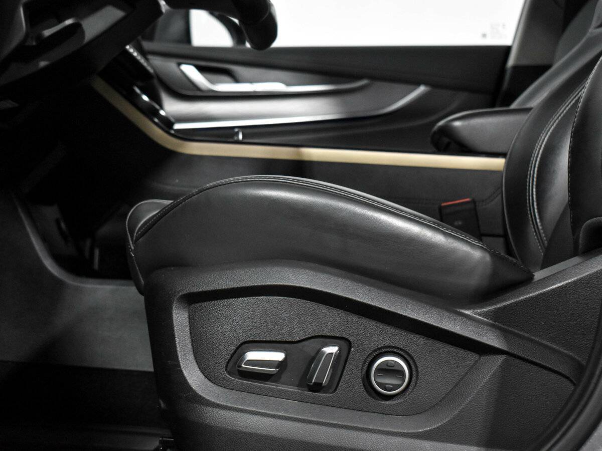 EXEED LX 2023 года с пробегом. Фото: #8